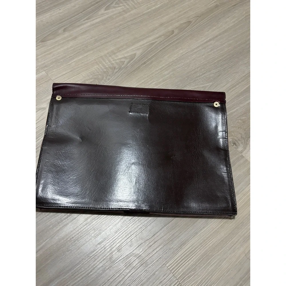 Lion Leather Prods vintage portfolio